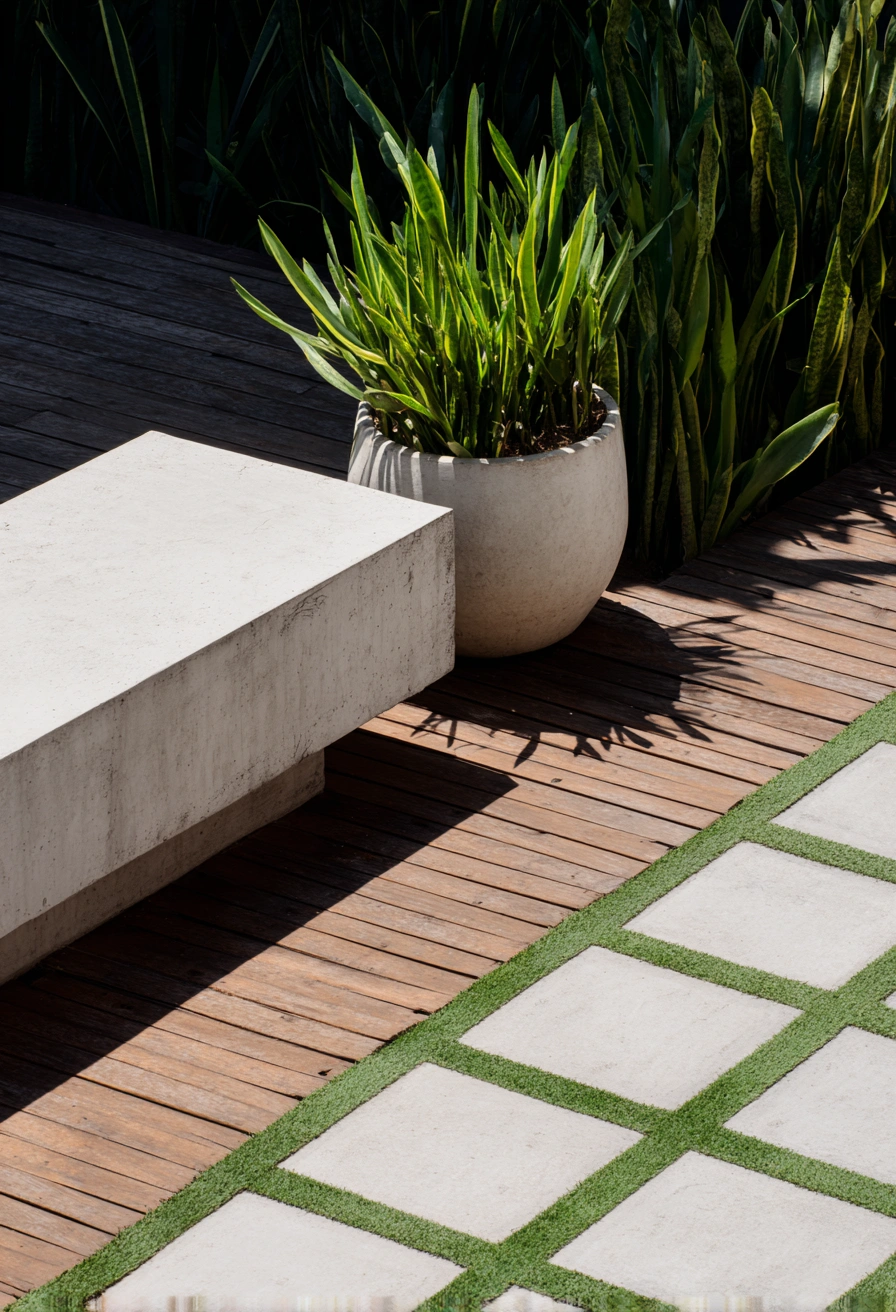 Minimalist Patio with Geometric Flair